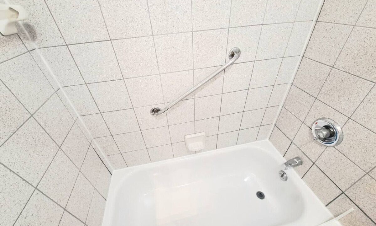 Photo of Bathroom in Ste Anne de Beaupre