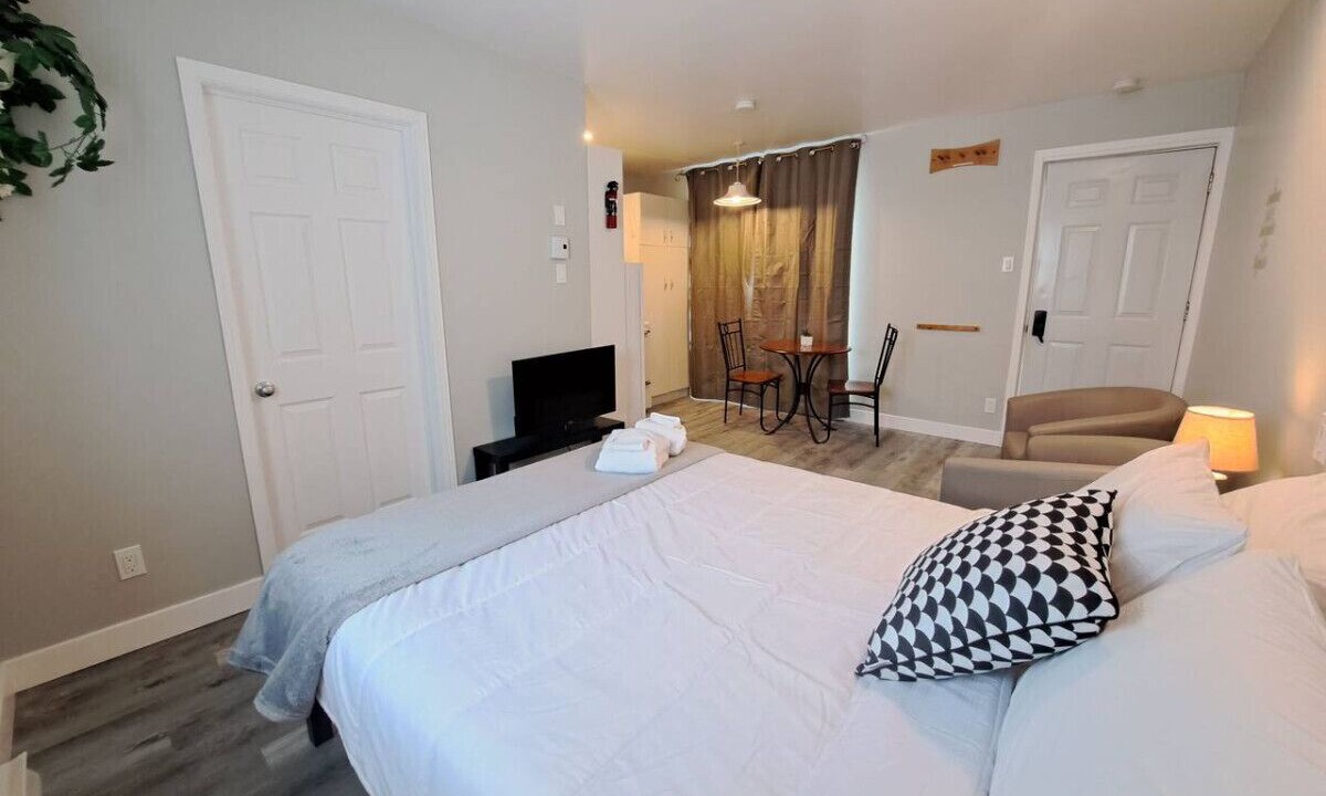 Photo of Bedroom in Ste Anne de Beaupre