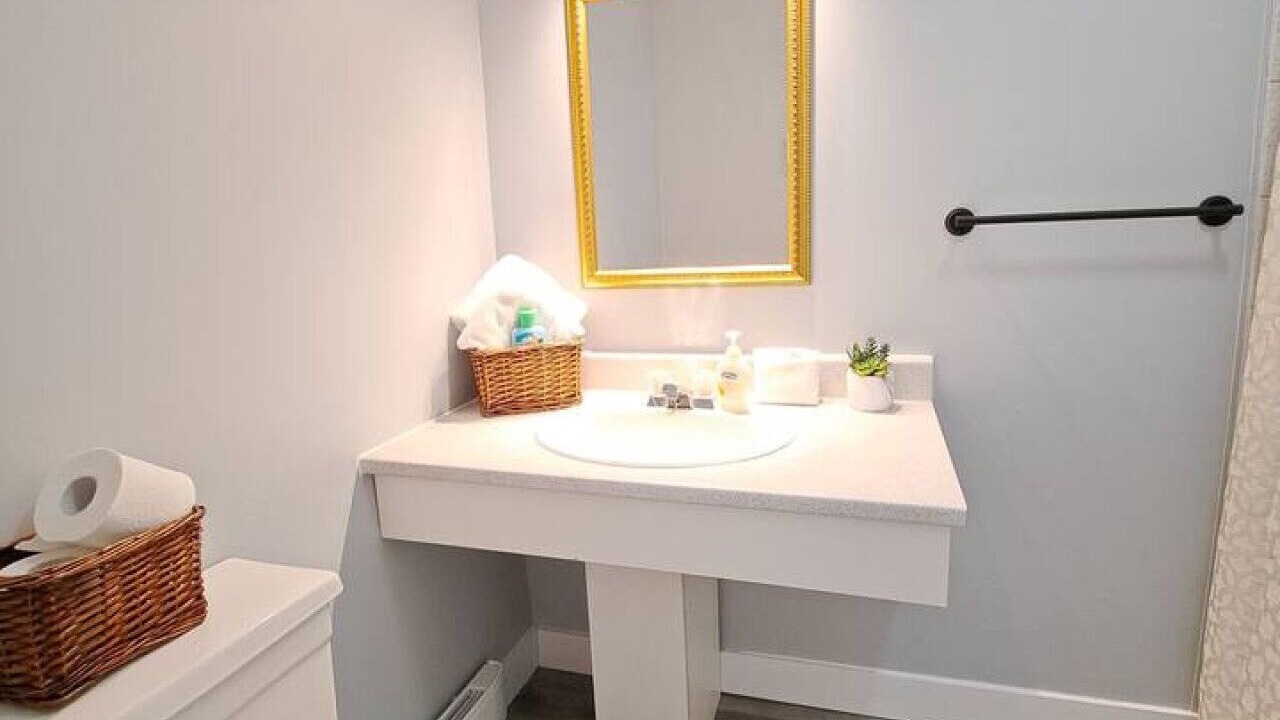 Photo of Bathroom in Ste Anne de Beaupre