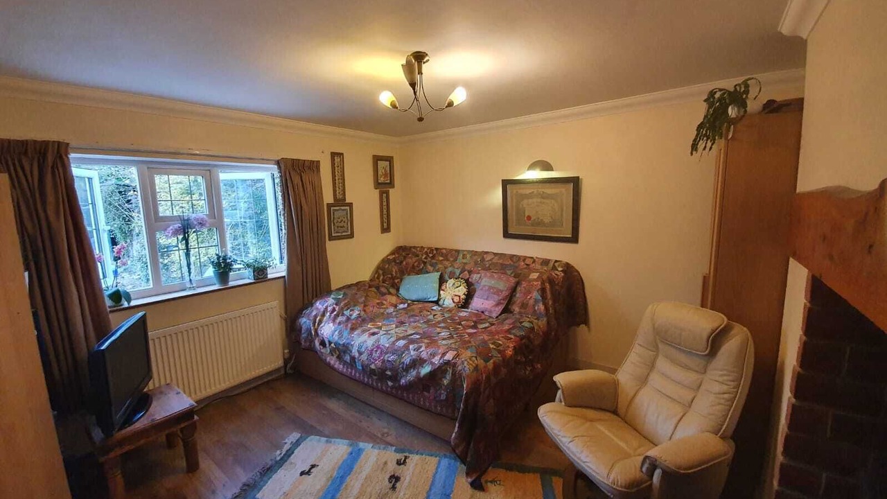 Photo of Bedroom in Lydiard Millicent