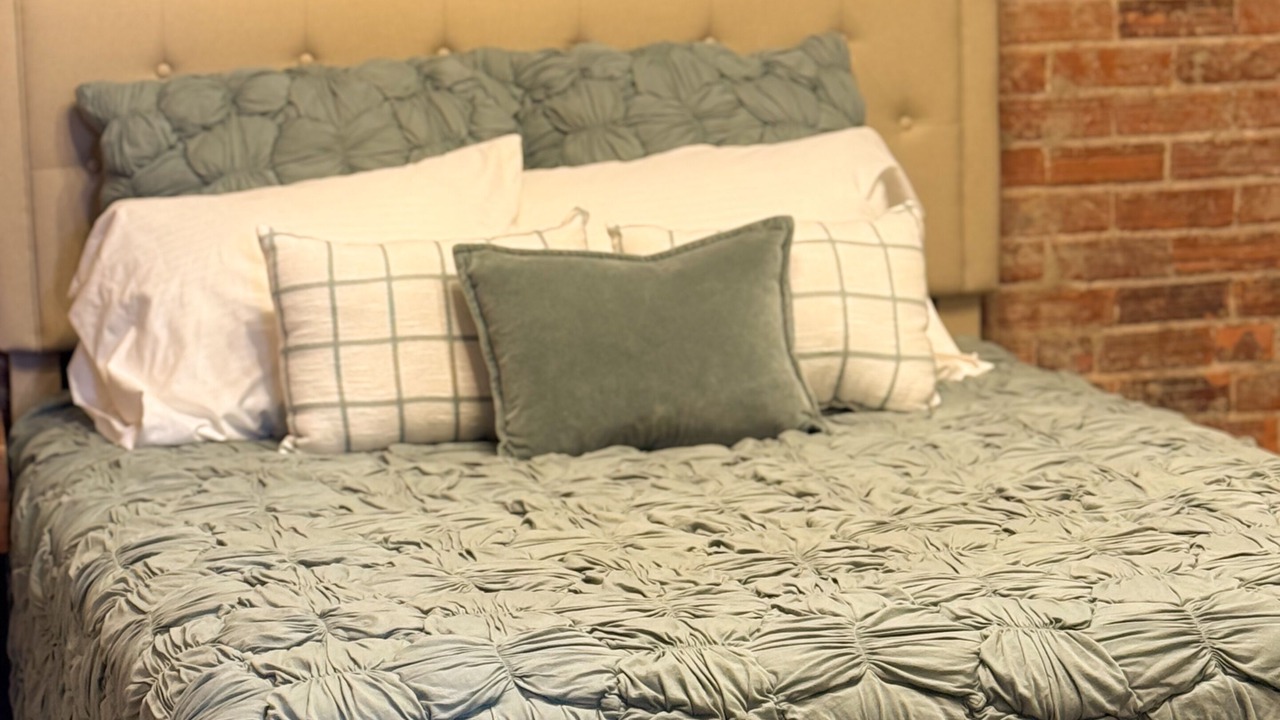 Photo of Bedroom in Troy