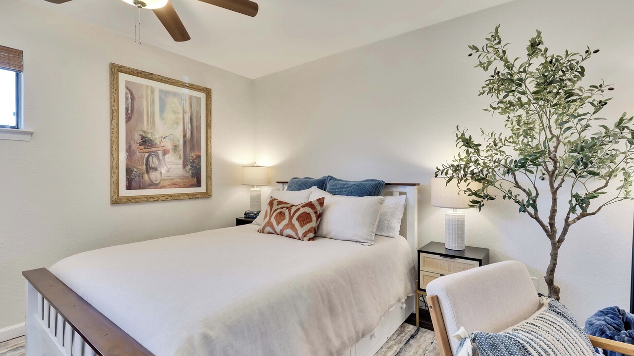 Photo of Bedroom in Hyde Park