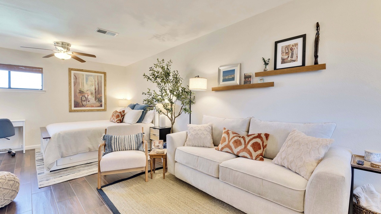 Photo of Bedroom in Hyde Park