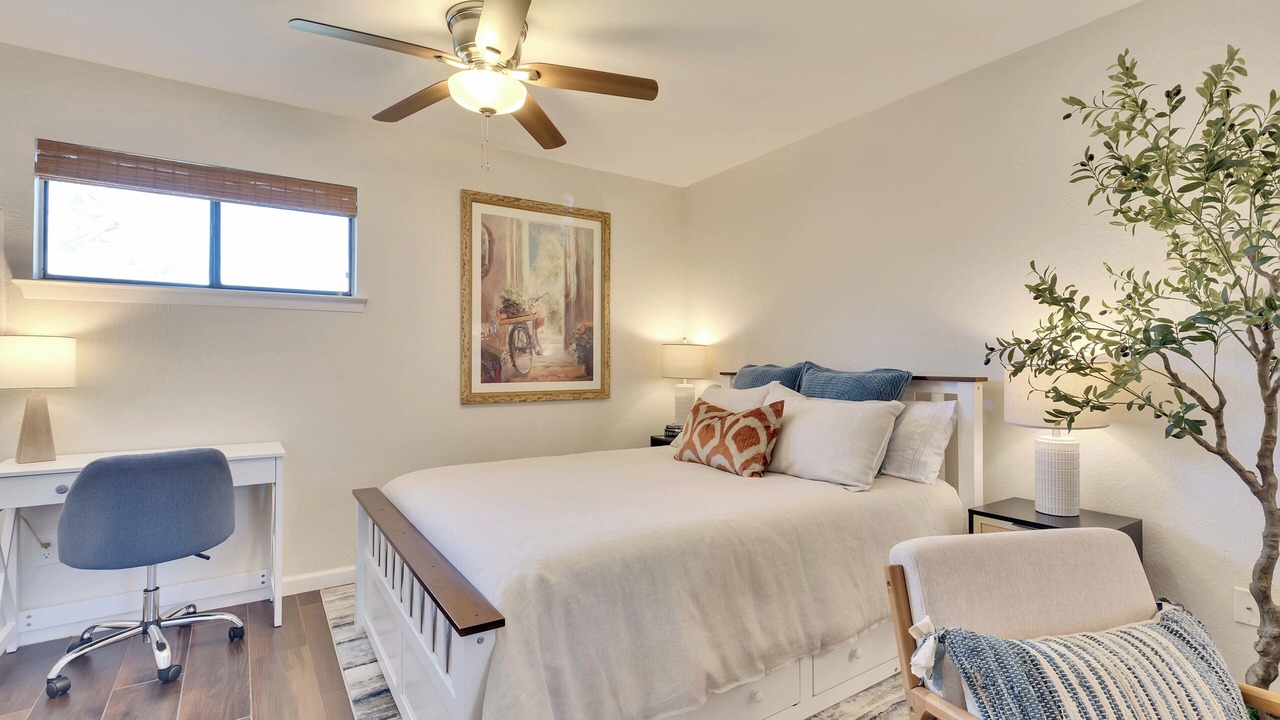 Photo of Bedroom in Hyde Park