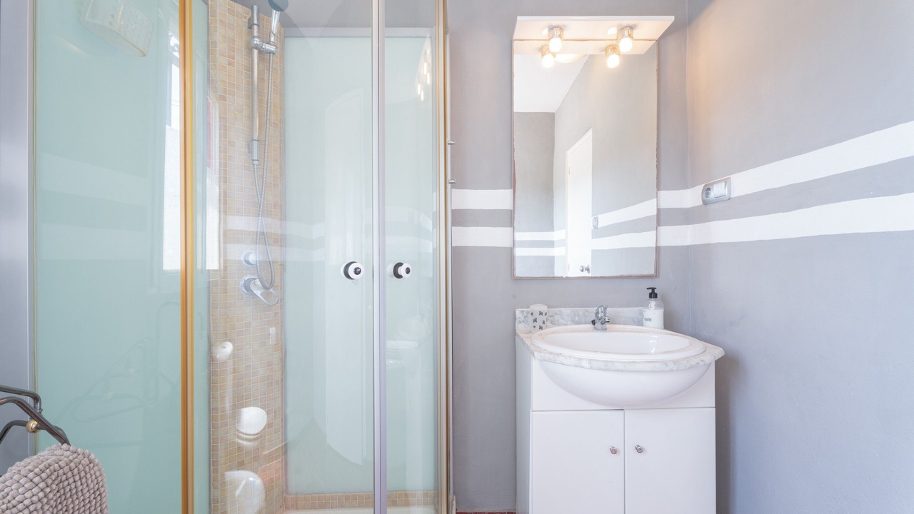 Photo of Bathroom in Torrent
