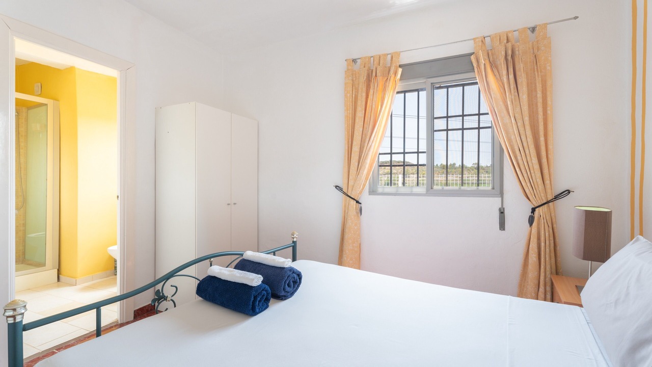 Photo of Bedroom in Torrent