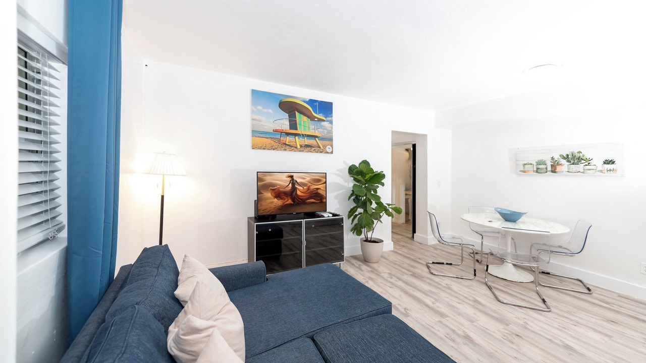 Photo of Livingroom in South Pointe