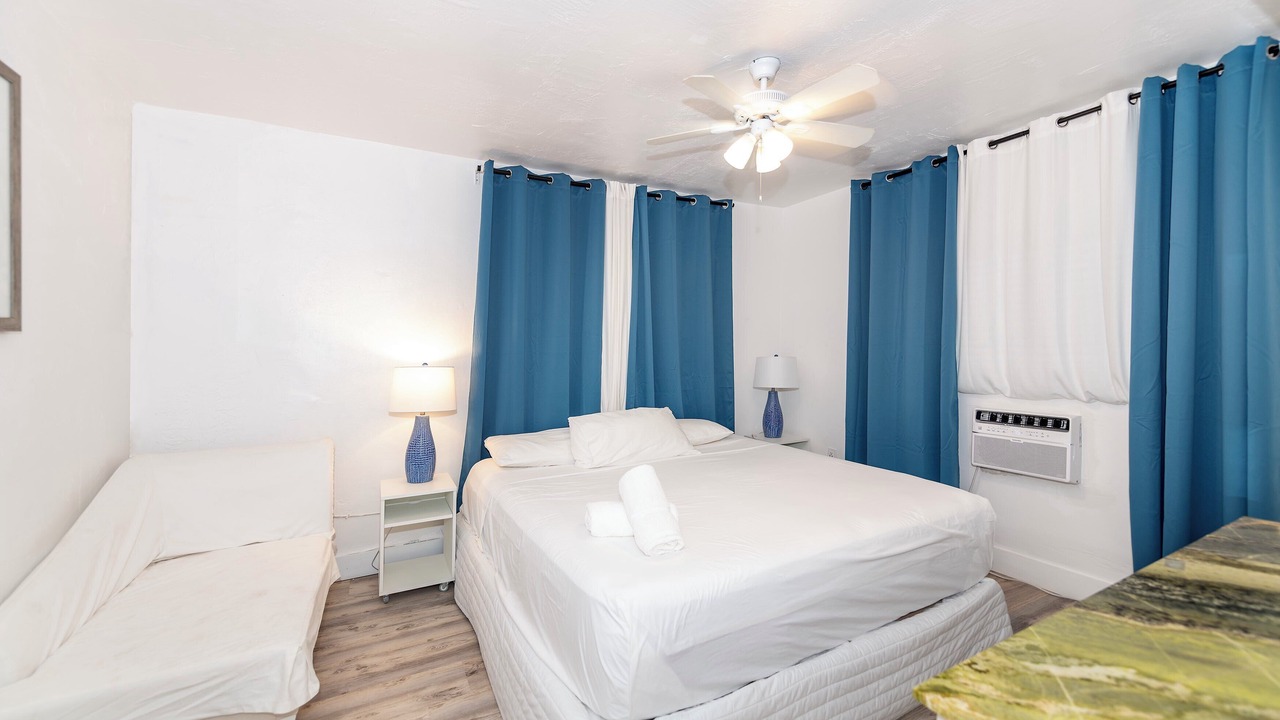 Photo of Bedroom in South Pointe