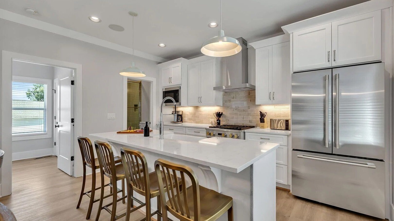 Photo of Others in Berry Hill