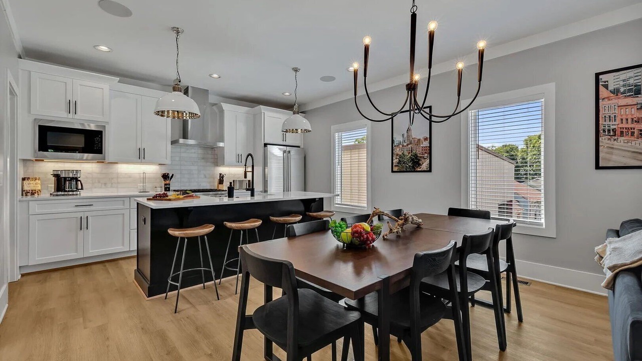 Photo of Others in Berry Hill