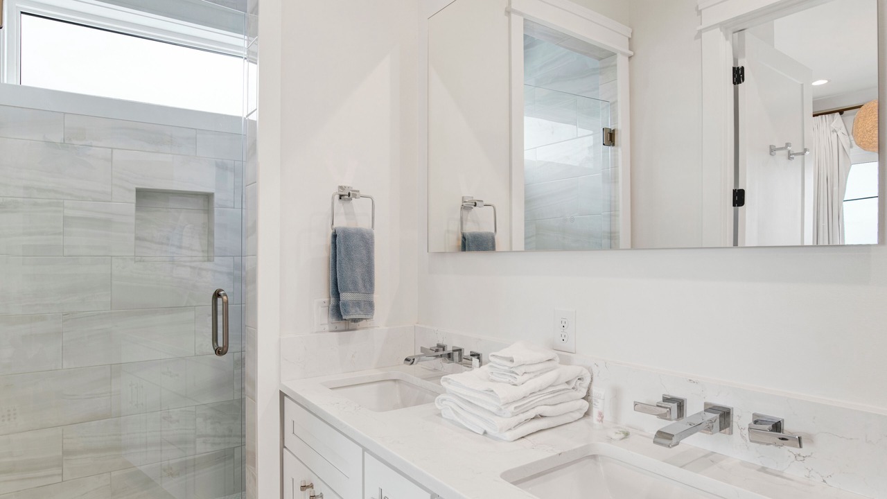 Photo of Bathroom in Perdido Key Coves One