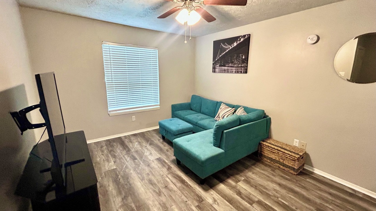 Photo of Livingroom in College Station