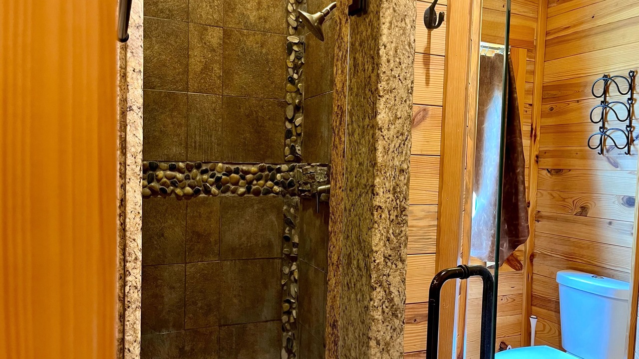 Photo of Bathroom in Ruidoso
