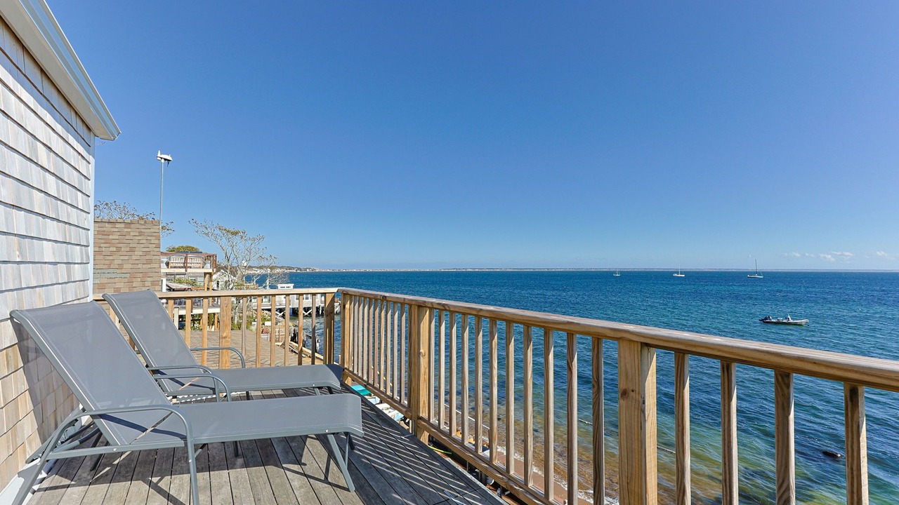 Photo of Outdoor in Commercial Street