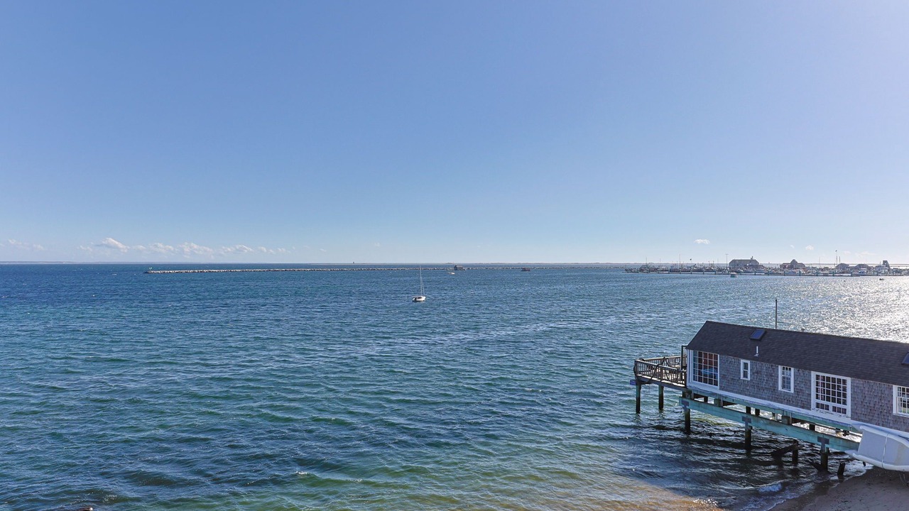 Photo of Others in Commercial Street