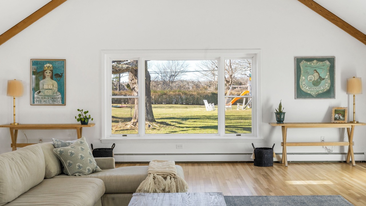Photo of Livingroom in Falmouth