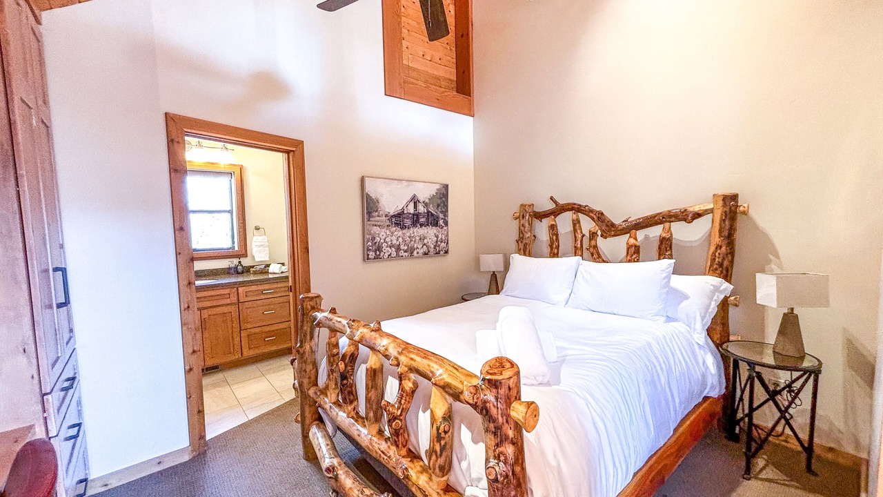 Photo of Bedroom in Sundance