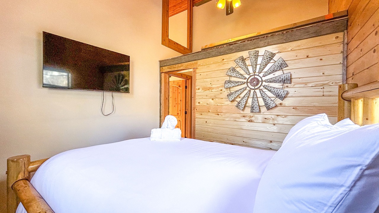 Photo of Bedroom in Sundance