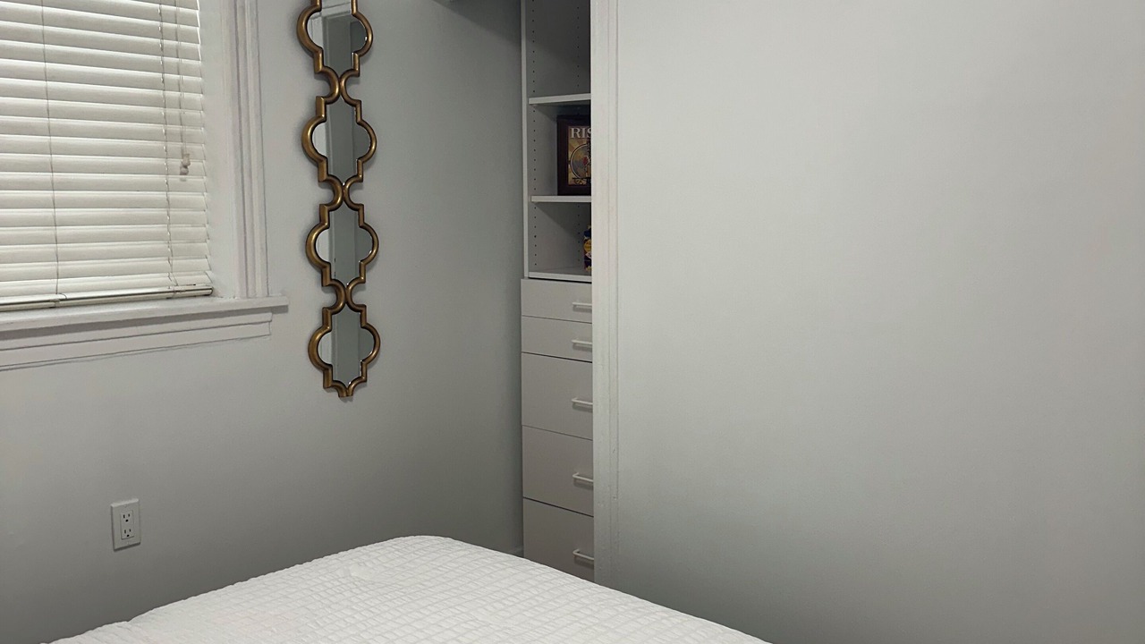 Photo of Bedroom in North Center