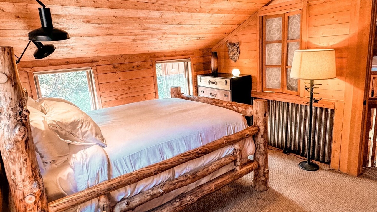 Photo of Bedroom in Sundance