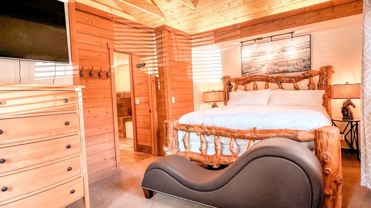 Photo of Bedroom in Sundance