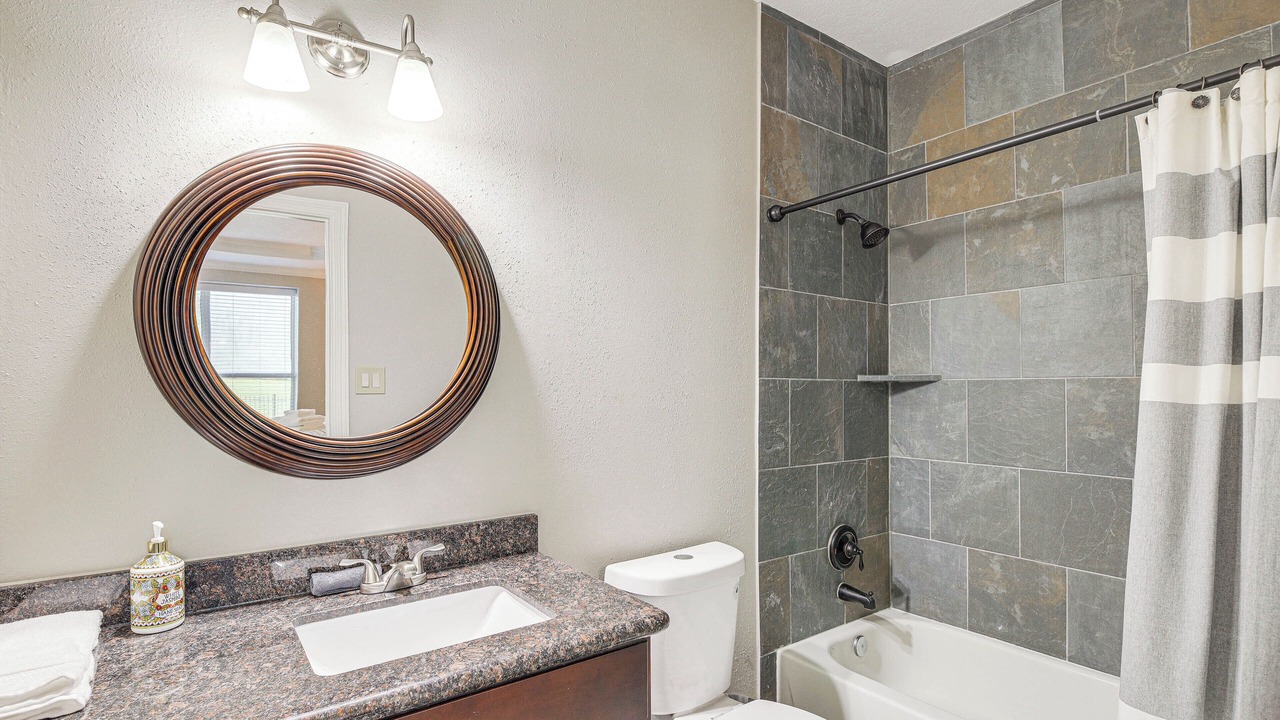 Photo of Bathroom in Atascocita