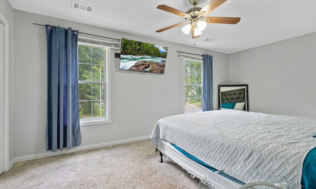 Photo of Bedroom in Newnan