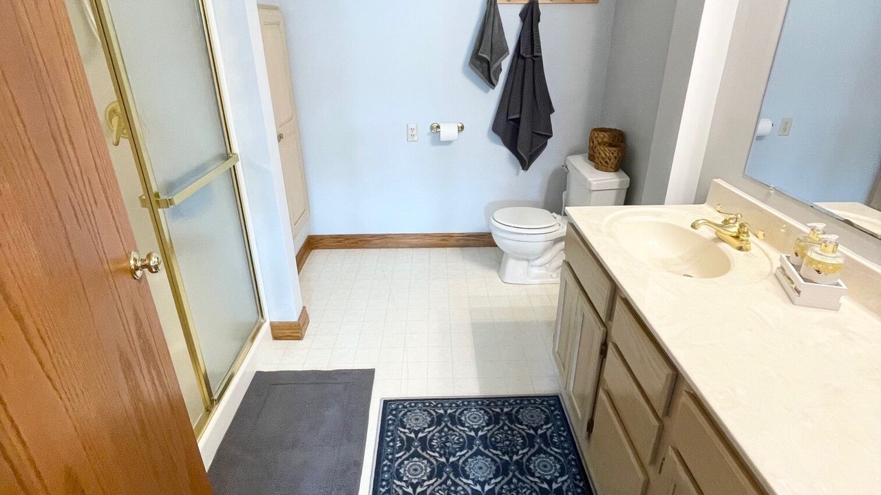 Photo of Bathroom in Jasper