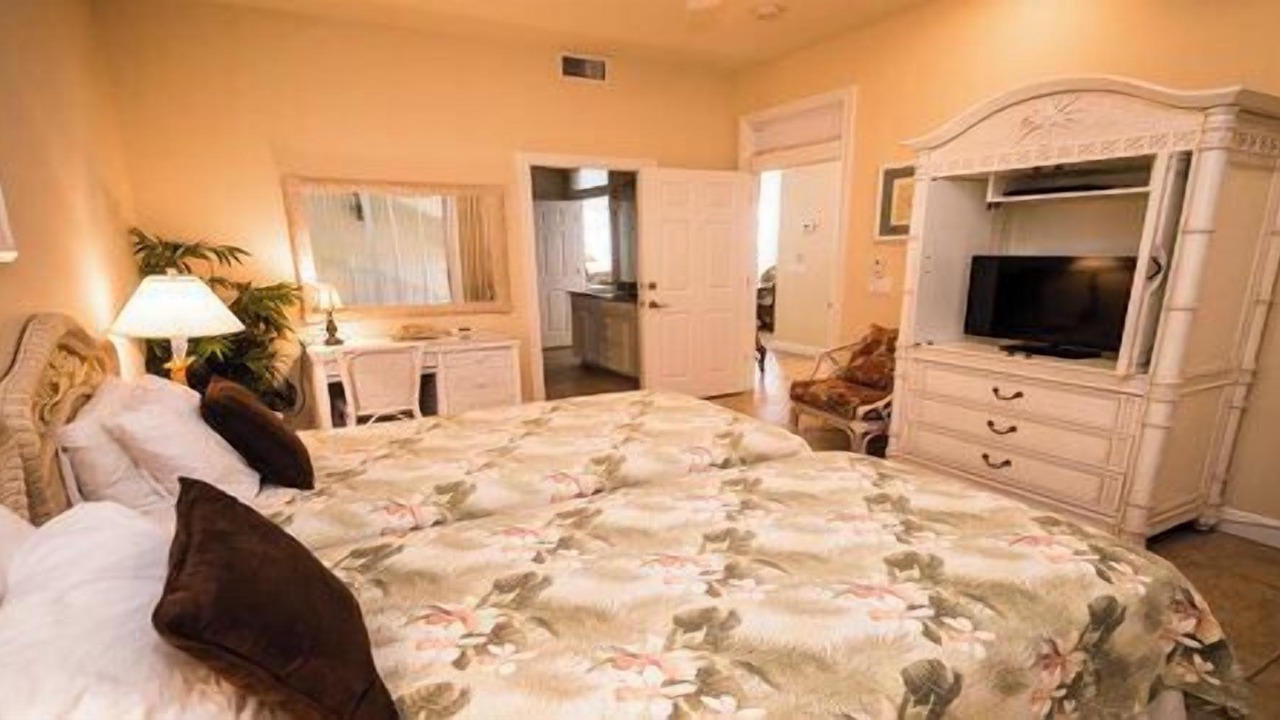Photo of Bedroom in Bradenton Beach
