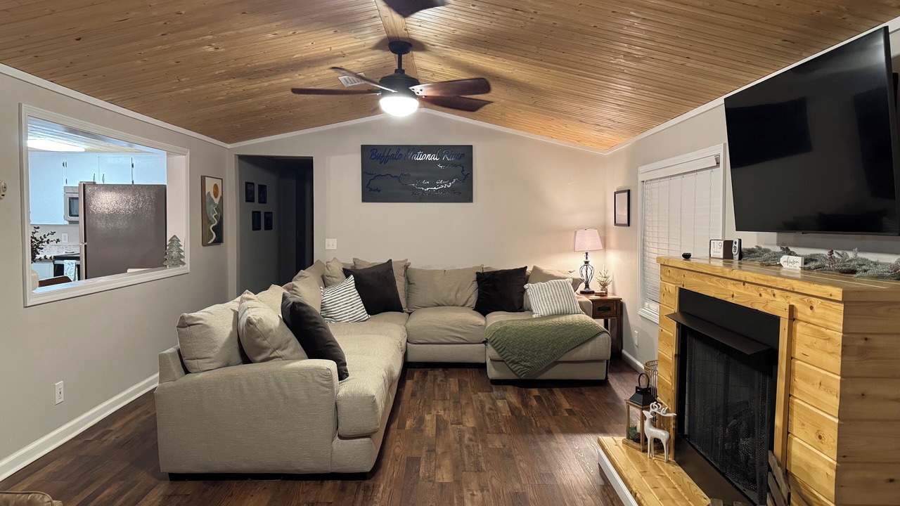 Photo of Livingroom in Marshall