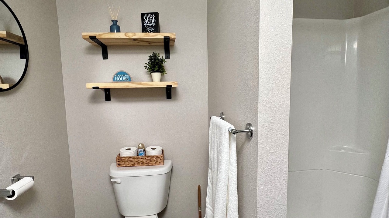 Photo of Bathroom in Marshall