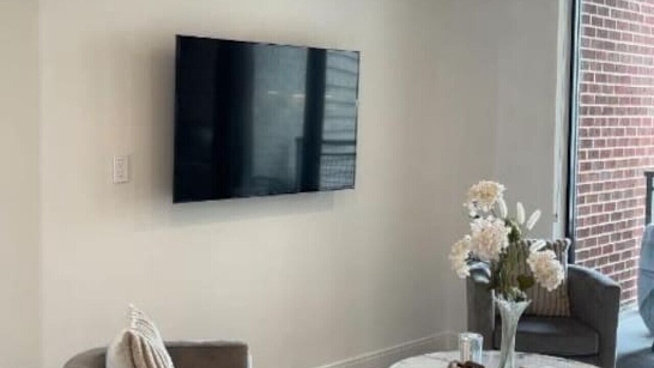 Photo of Livingroom in South Tuxedo Park