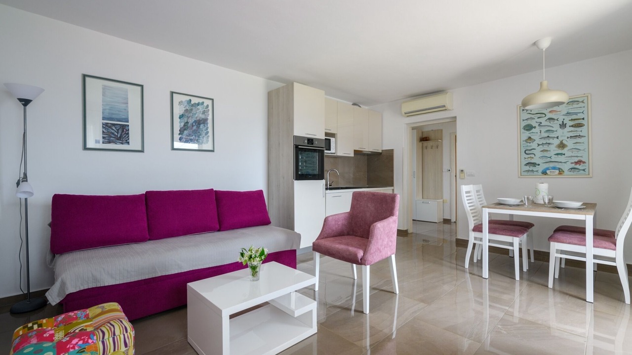 Photo of Livingroom in Brsec