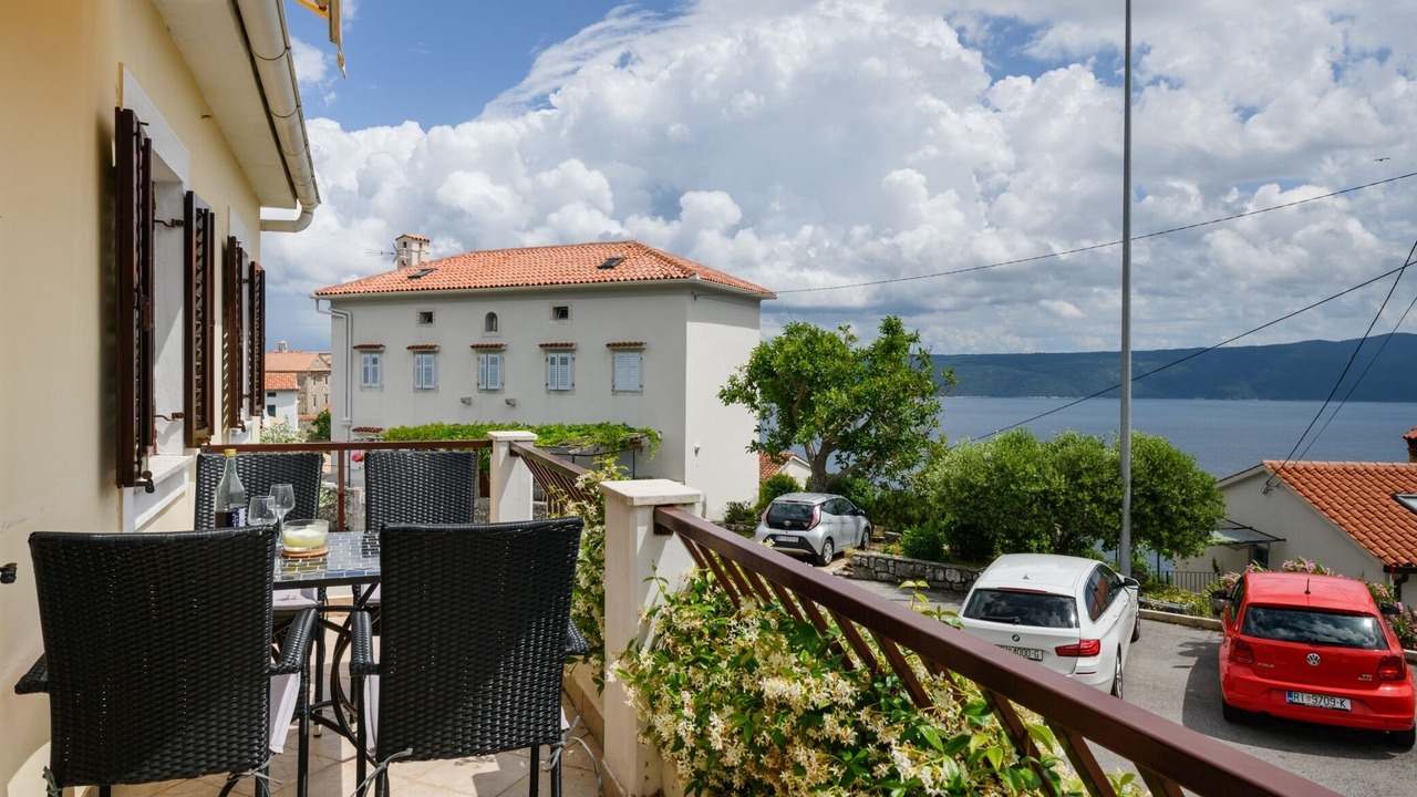 Photo of Outdoor in Brsec