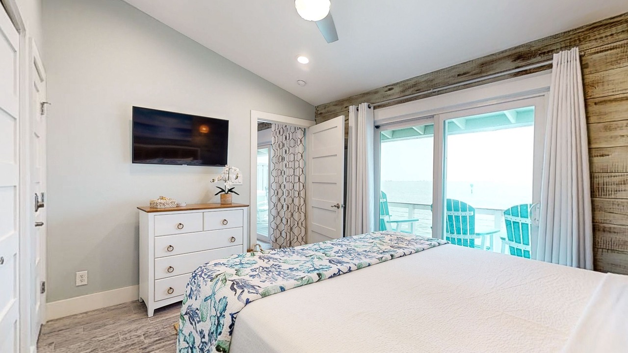 Photo of Bedroom in Key Allegro