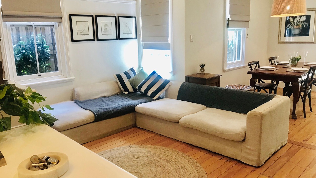 Photo of Livingroom in Neutral Bay