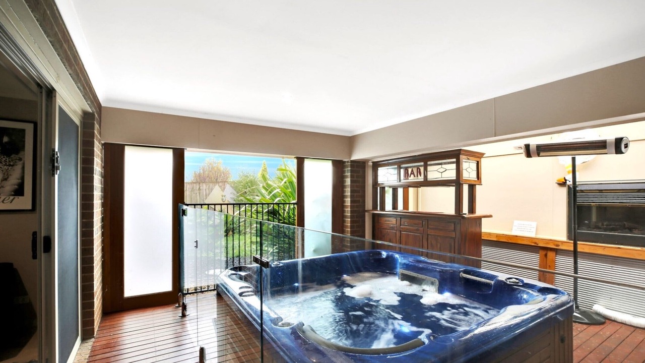 Photo of Others in Drouin