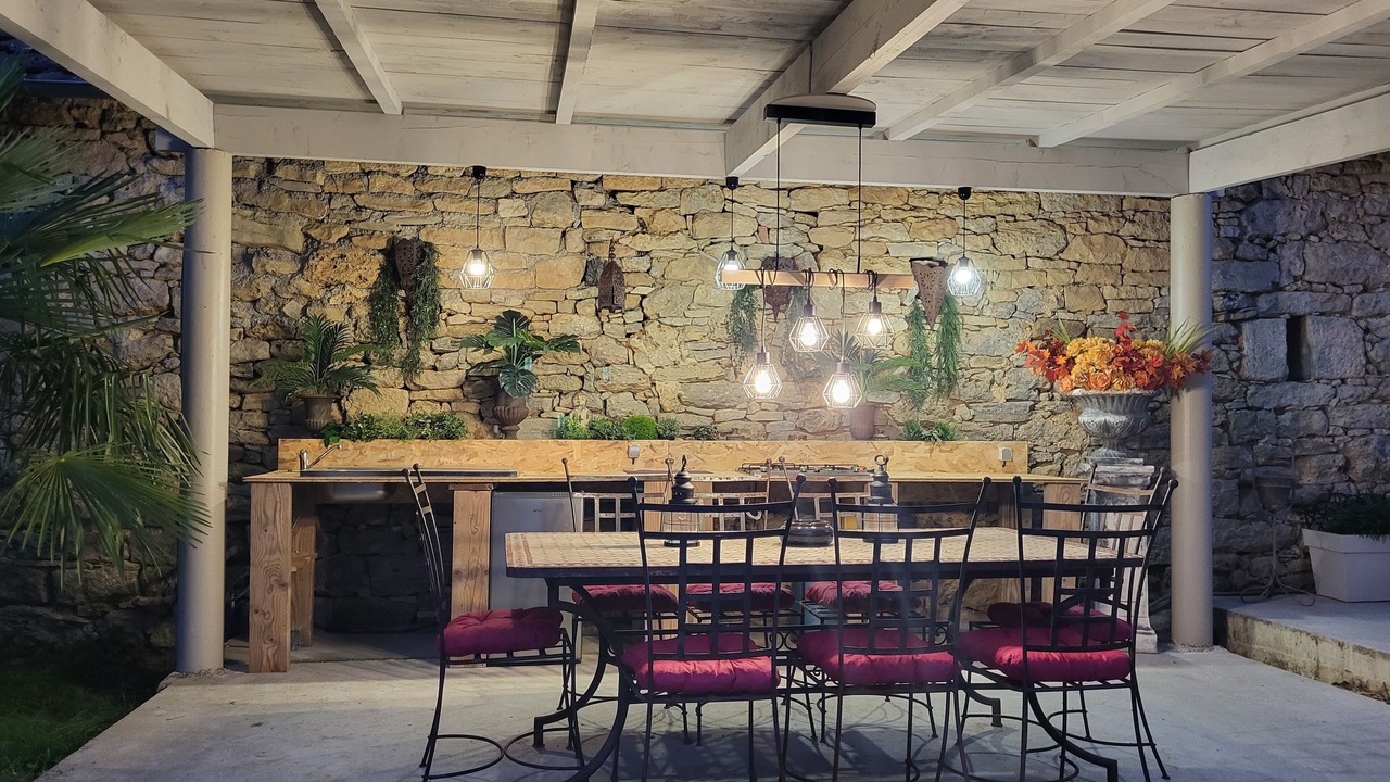 Photo of Outdoor in Villeneuve d'Aveyron