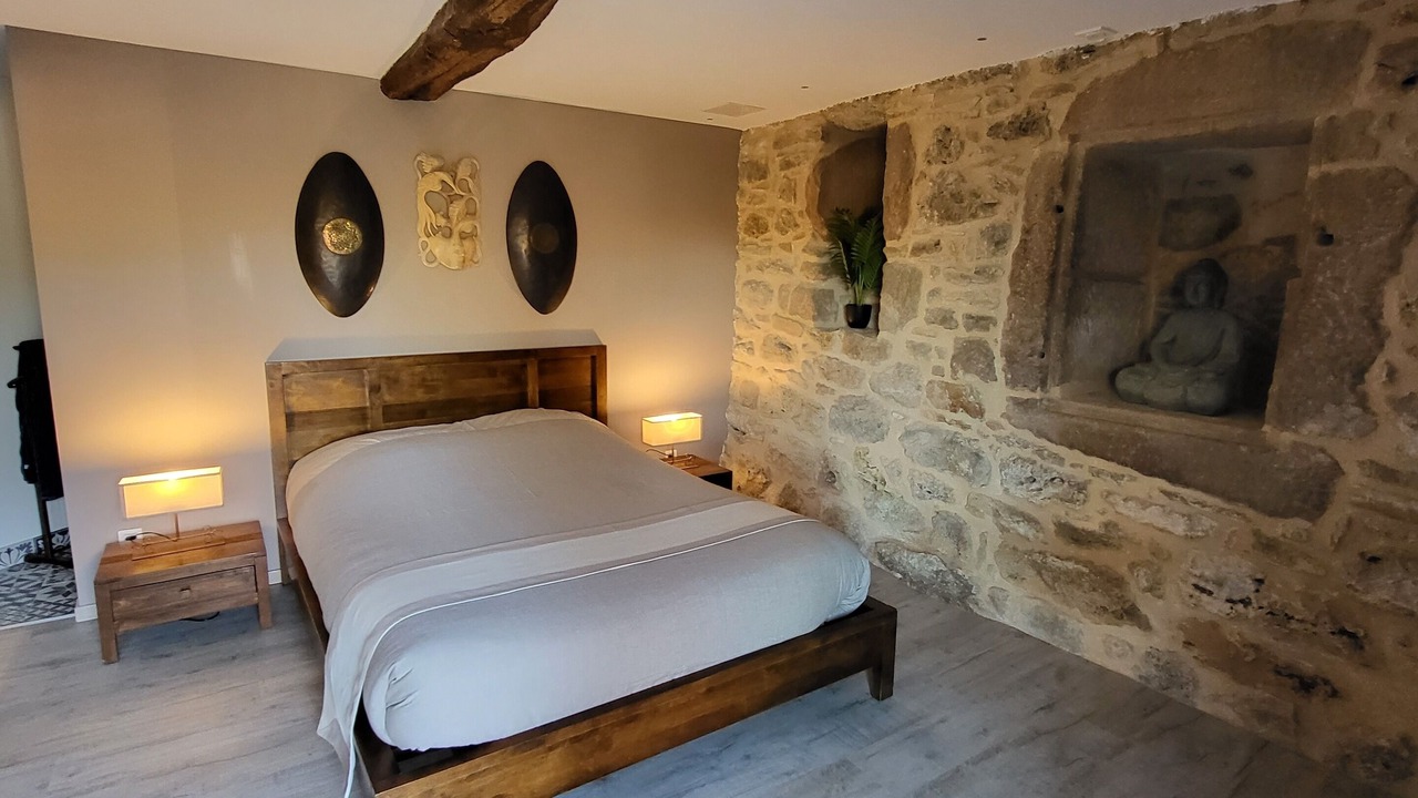 Photo of Bedroom in Villeneuve d'Aveyron