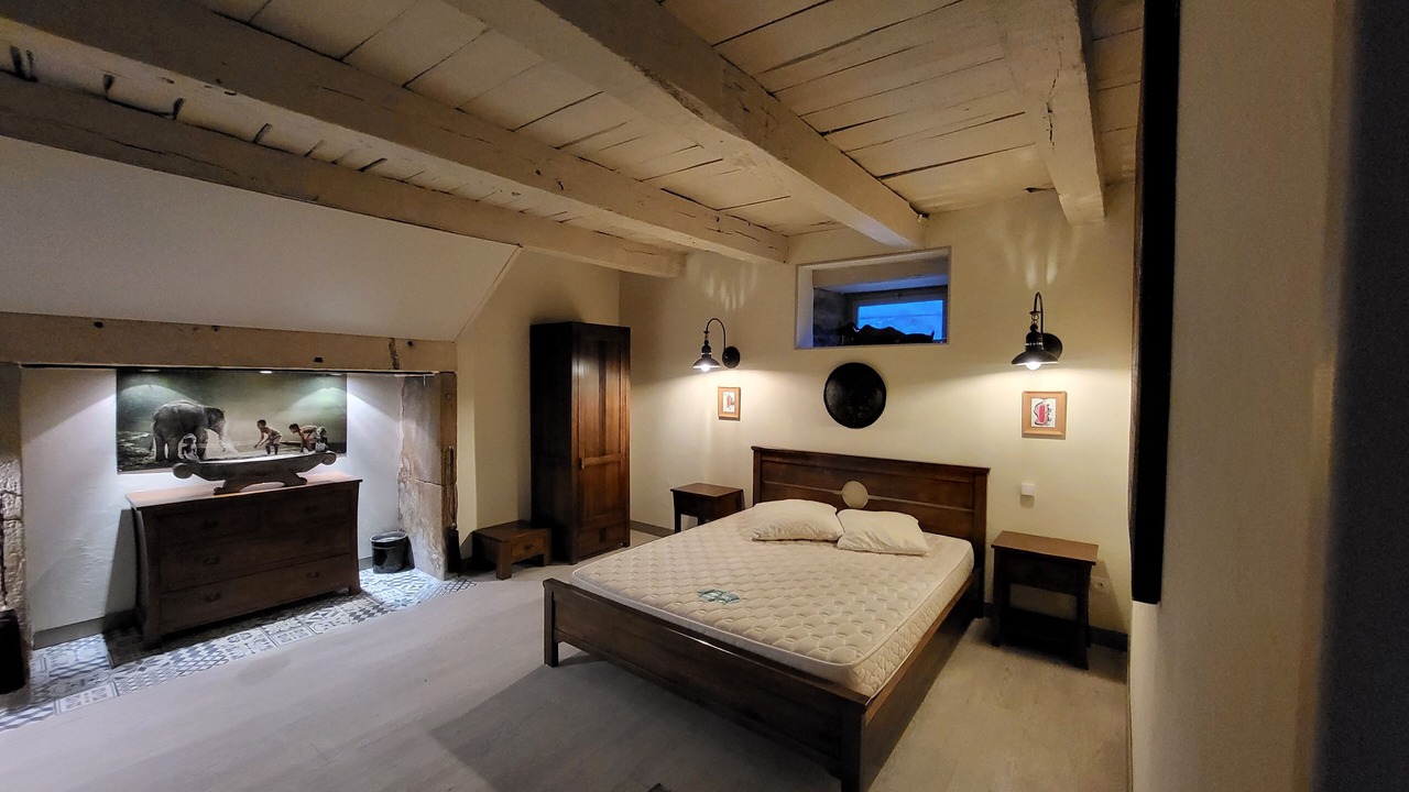 Photo of Bedroom in Villeneuve d'Aveyron