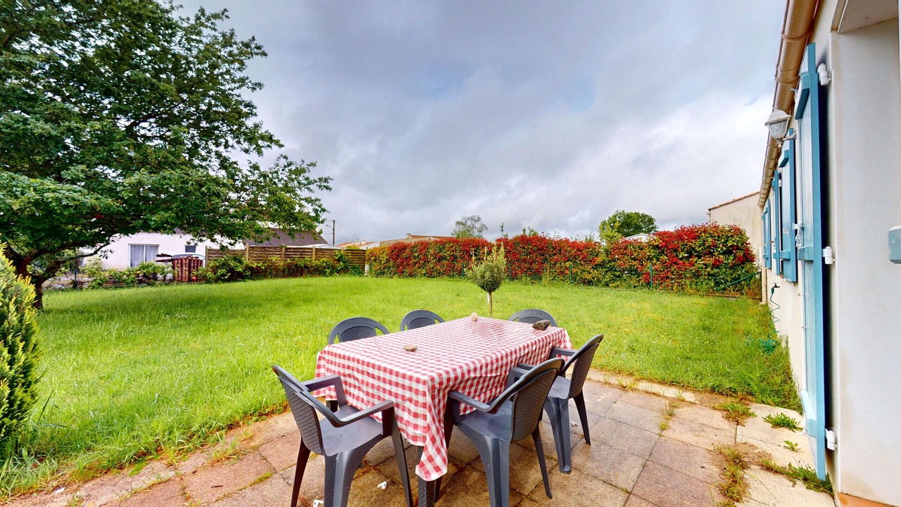 Photo of Outdoor in Froidfond