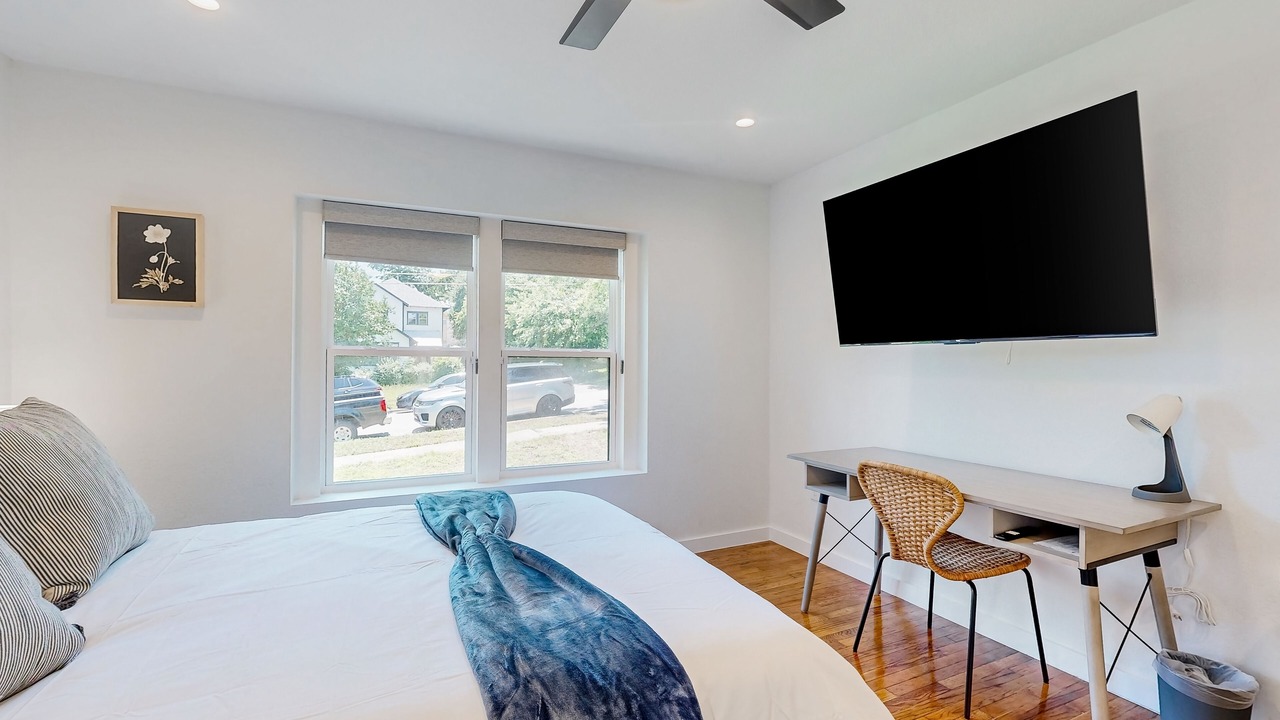 Photo of Bedroom in North University