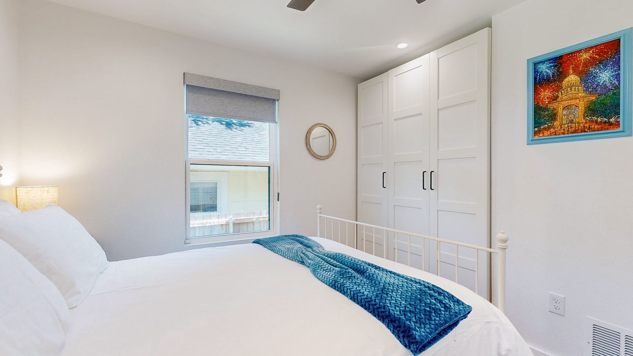 Photo of Bedroom in North University
