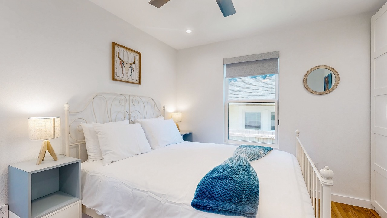 Photo of Bedroom in North University