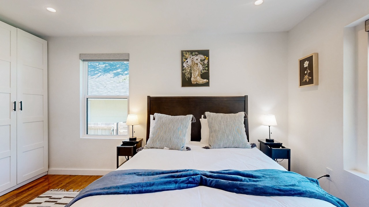 Photo of Bedroom in North University