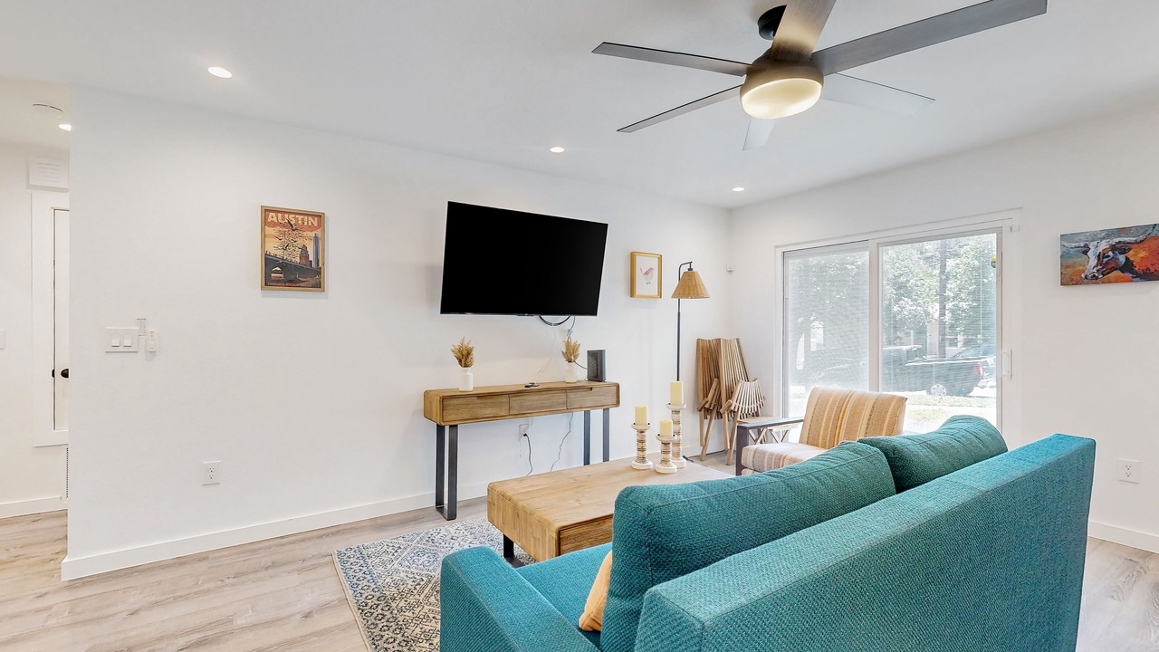Photo of Livingroom in North University
