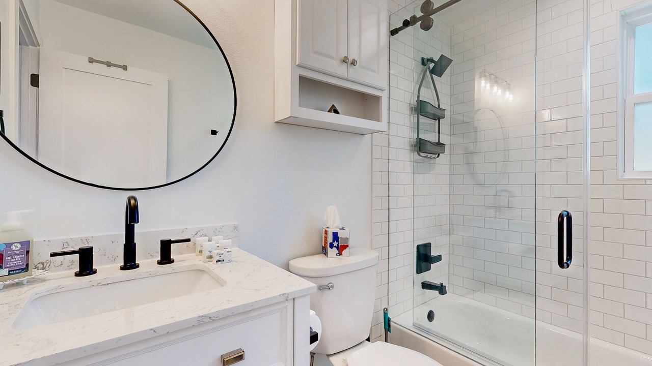 Photo of Bathroom in North University