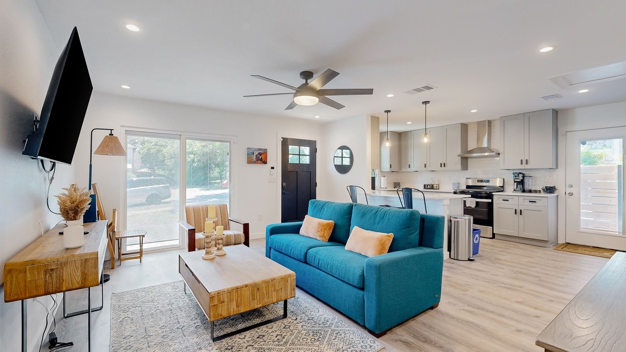 Photo of Livingroom in North University