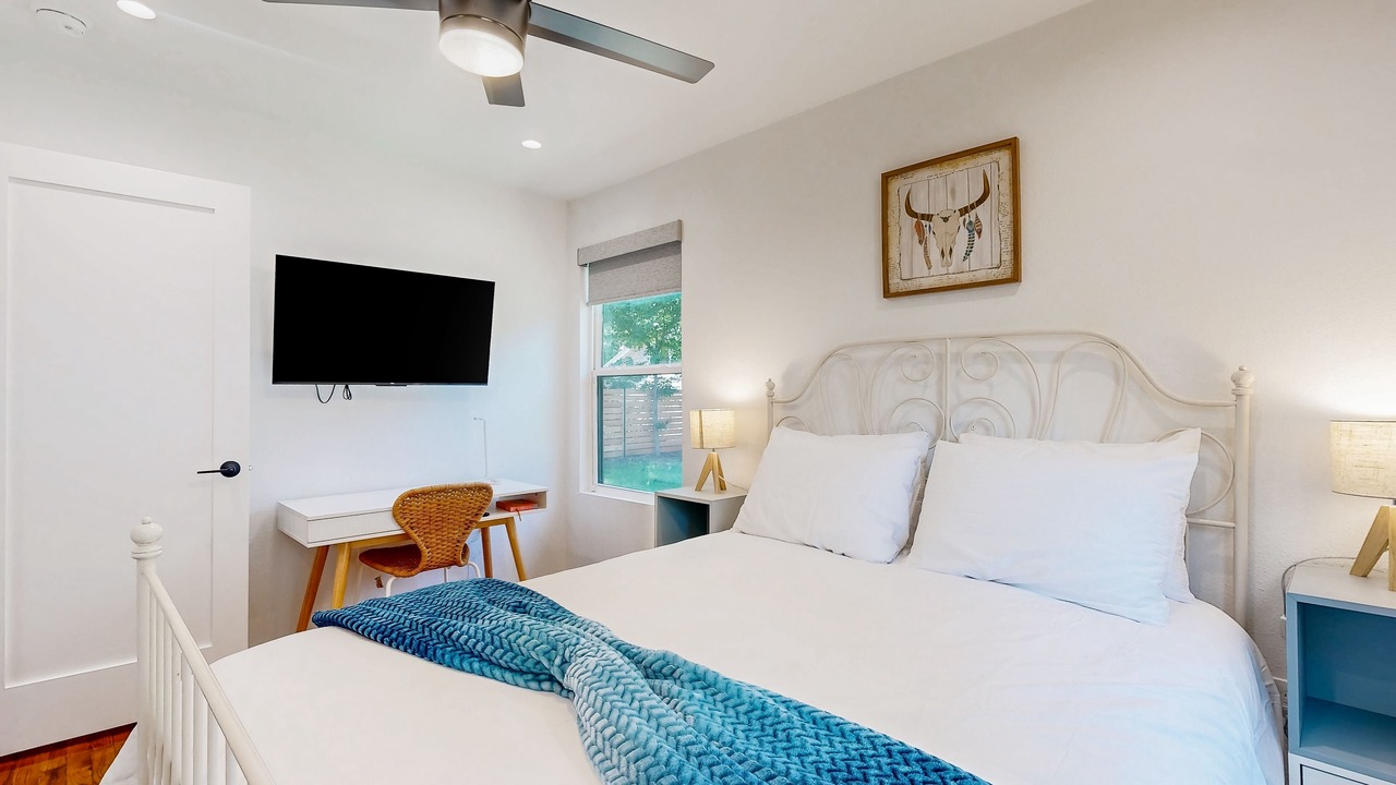 Photo of Bedroom in North University