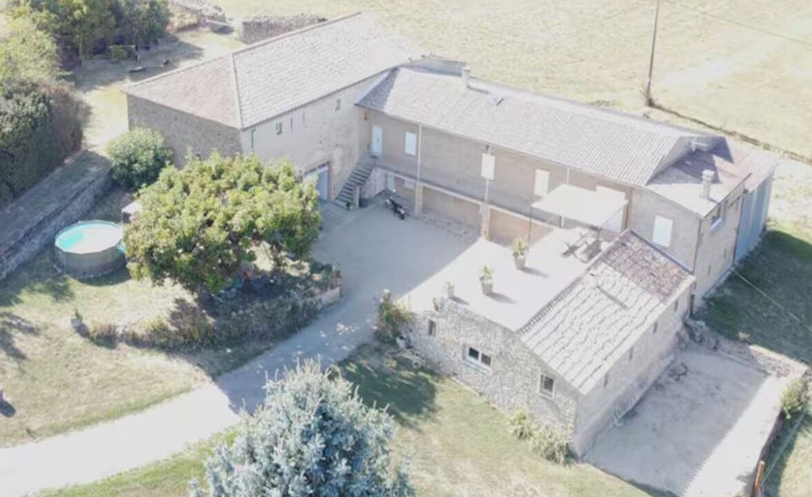 Photo of Outdoor in Le Poet-Celard